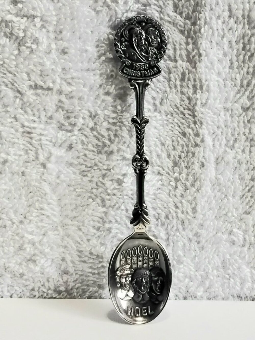 2/$12 Vintage 4 1/2" S.P. Noel Christmas 1980 Collector's Spoon Made in Holland!